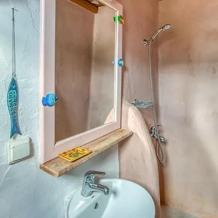 House Feinikas - Quiet Area With Access Drios