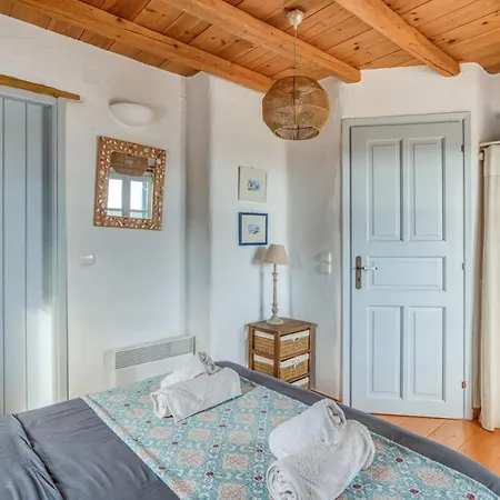 Nyaraló Foinikas House - Quiet Area With Access