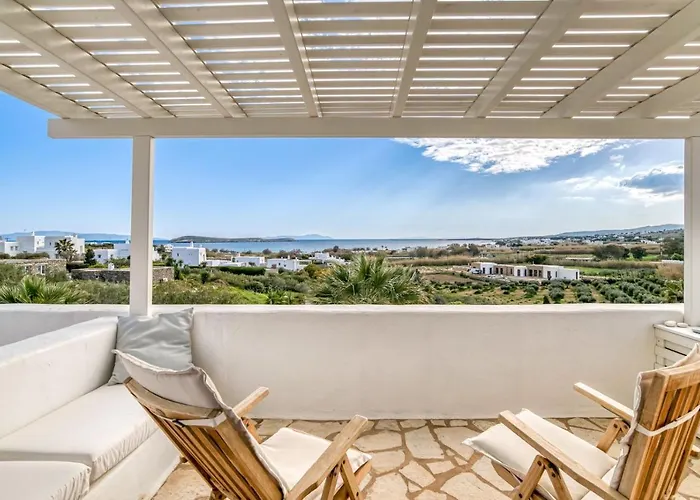 Foinikas House - Quiet Area With Access